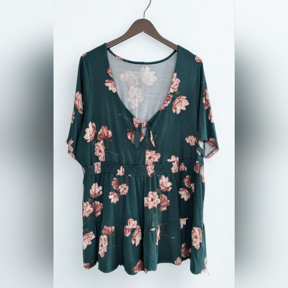 Torrid Green Floral Tie Front Blouse